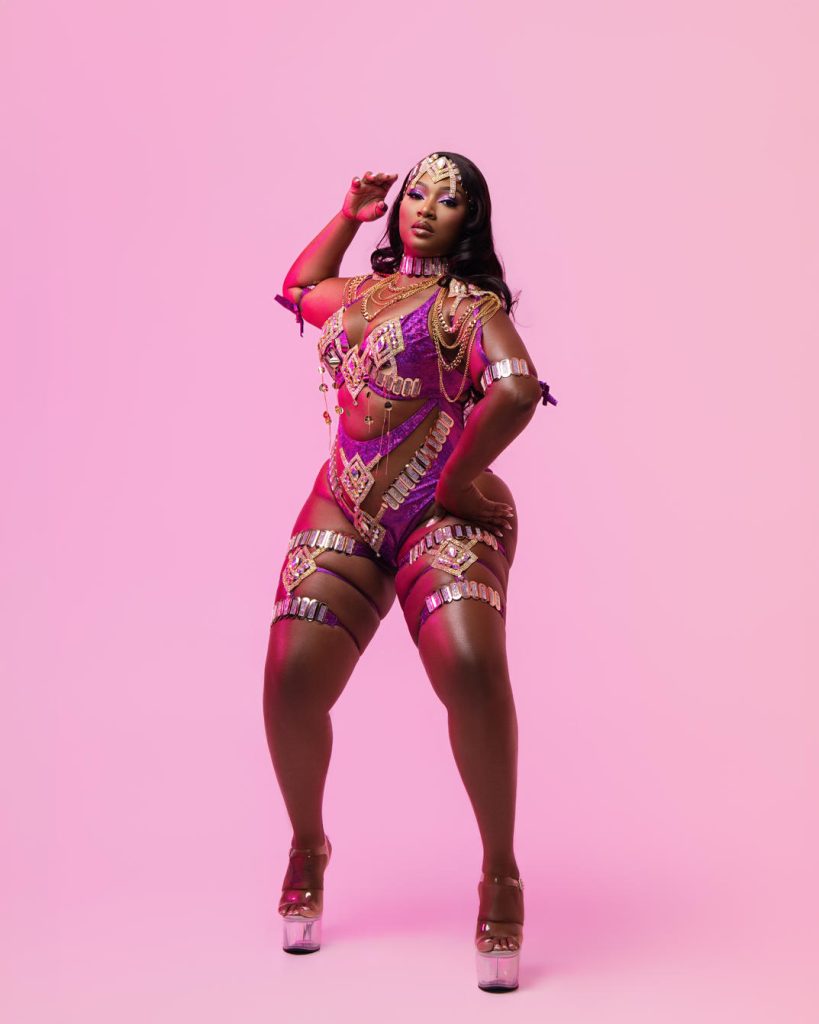 LUMINA Sexy Curvy Bodywear-1073x1341